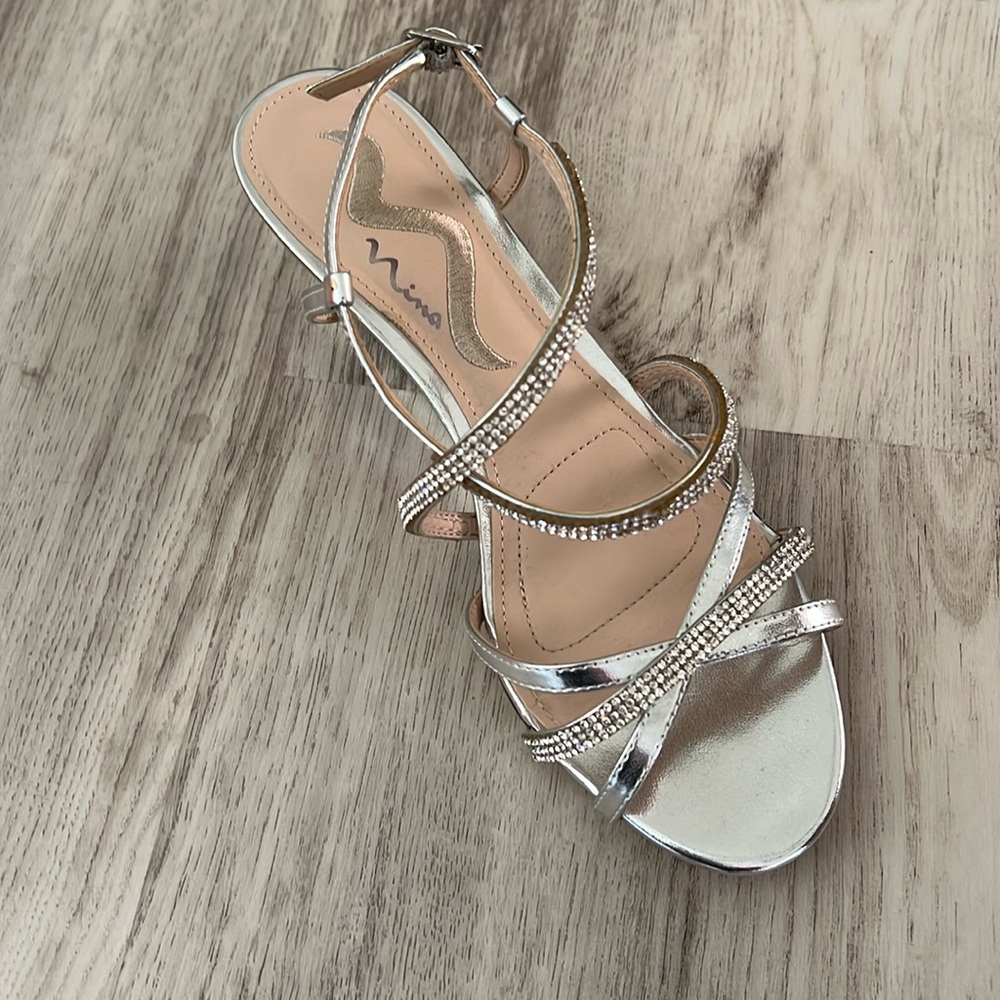 Low wedge heel, silver with rhinestones